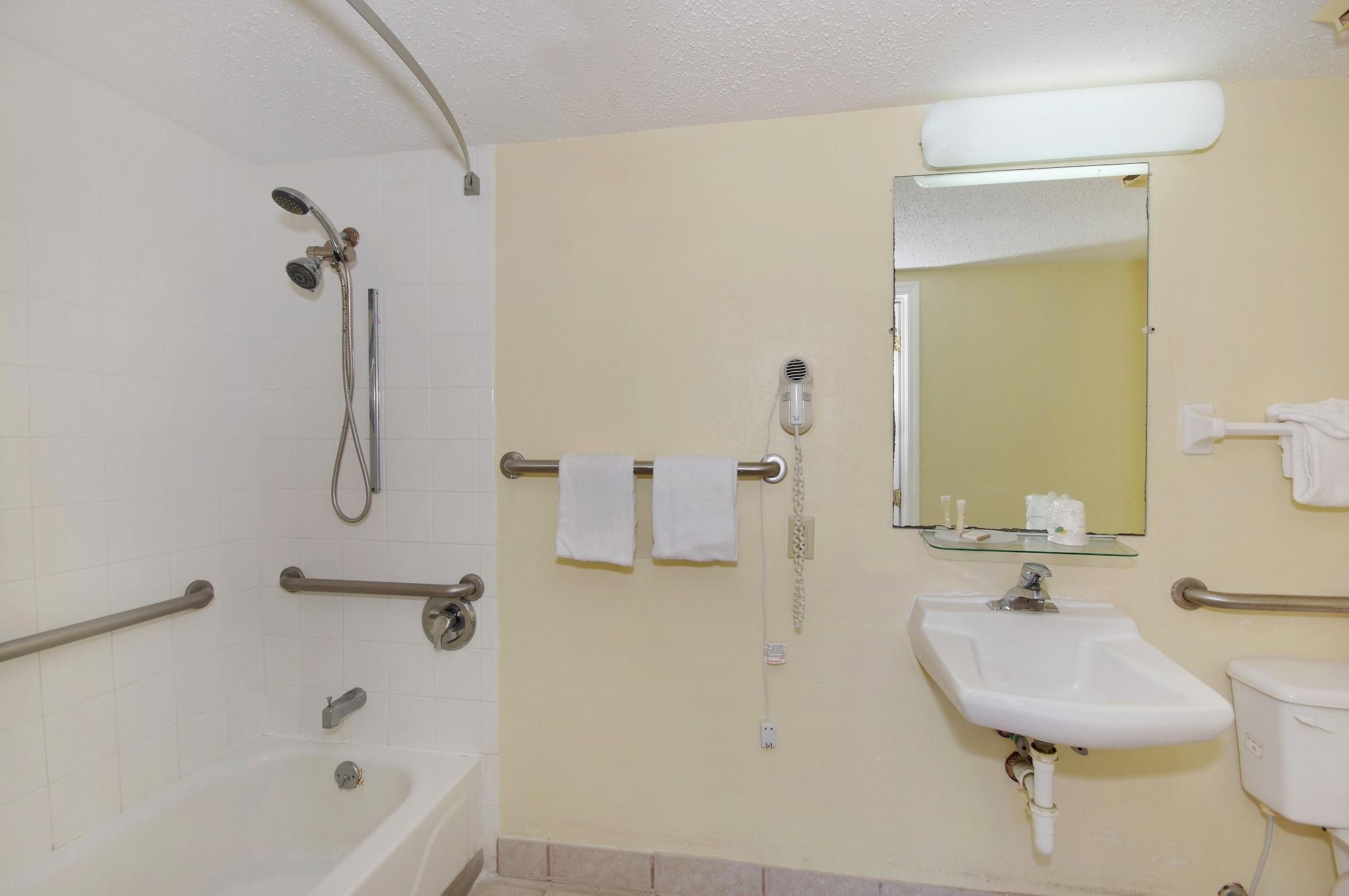 Howard Johnson By Wyndham Tropical Palms Kissimmee Esterno foto