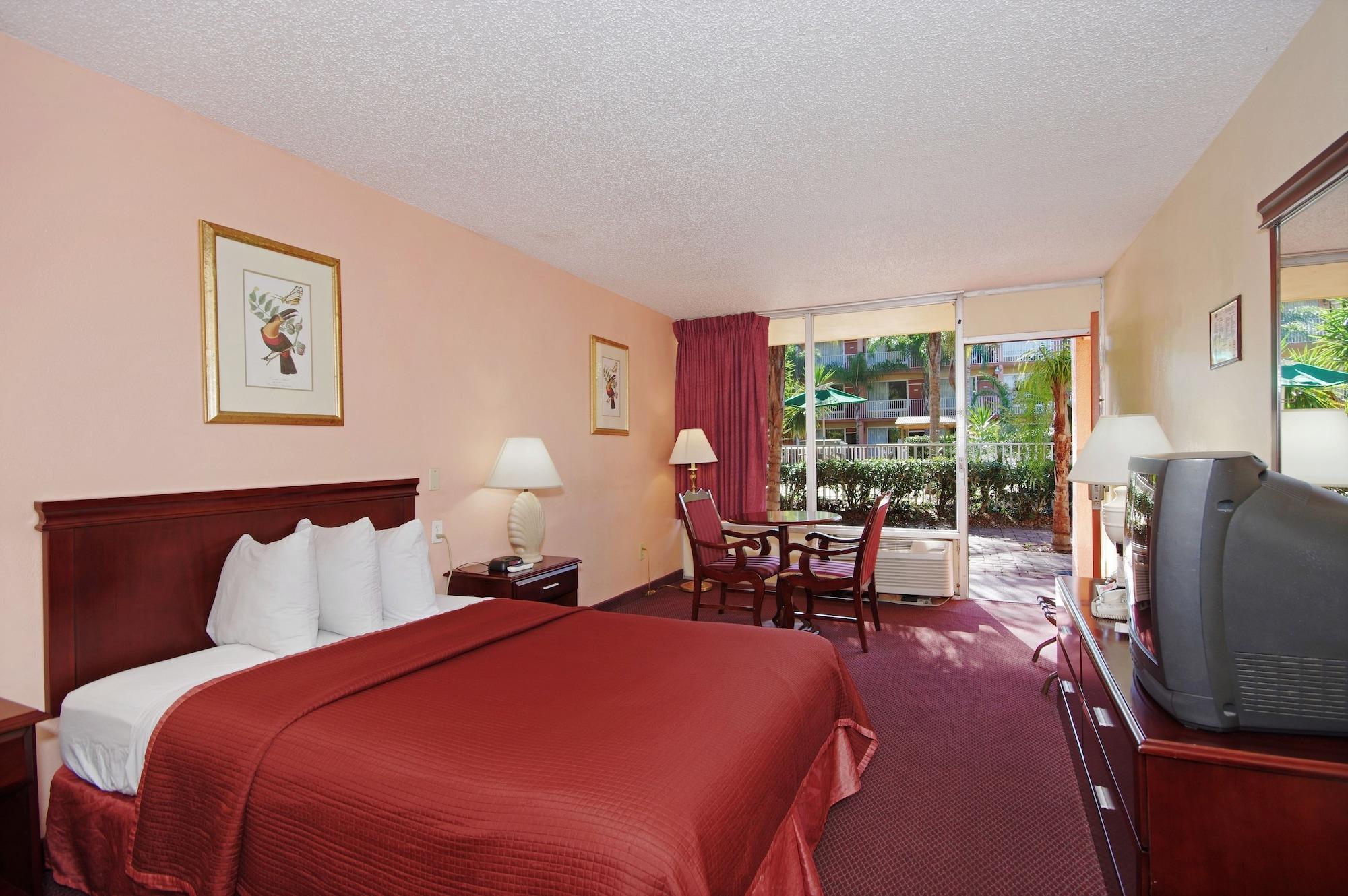 Howard Johnson By Wyndham Tropical Palms Kissimmee Esterno foto