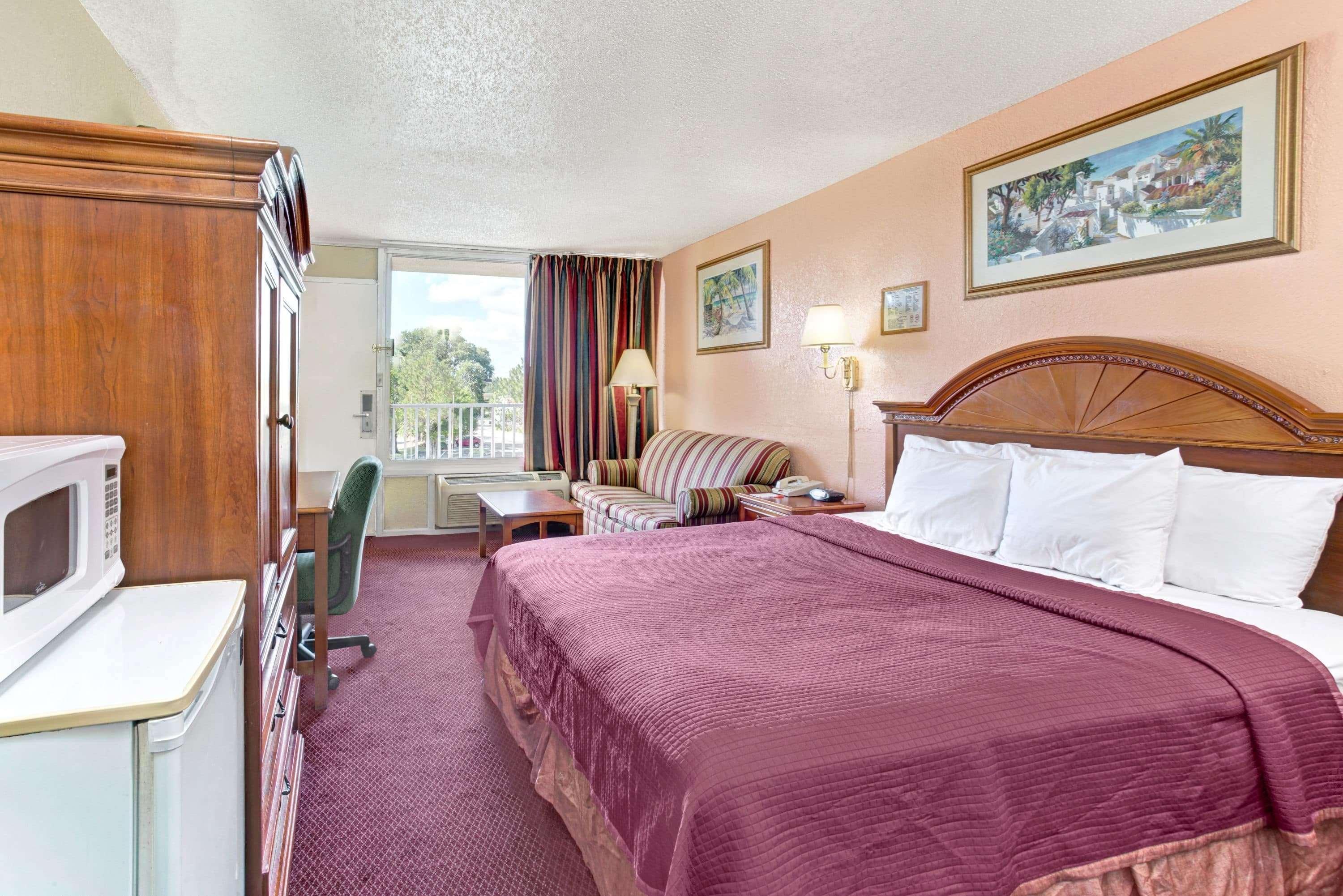 Howard Johnson By Wyndham Tropical Palms Kissimmee Esterno foto