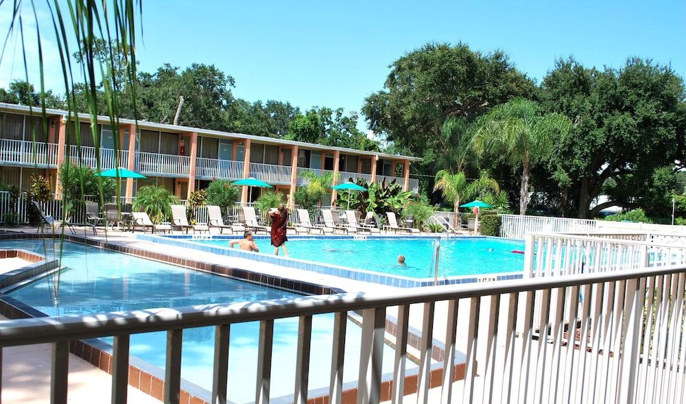 Howard Johnson By Wyndham Tropical Palms Kissimmee Esterno foto
