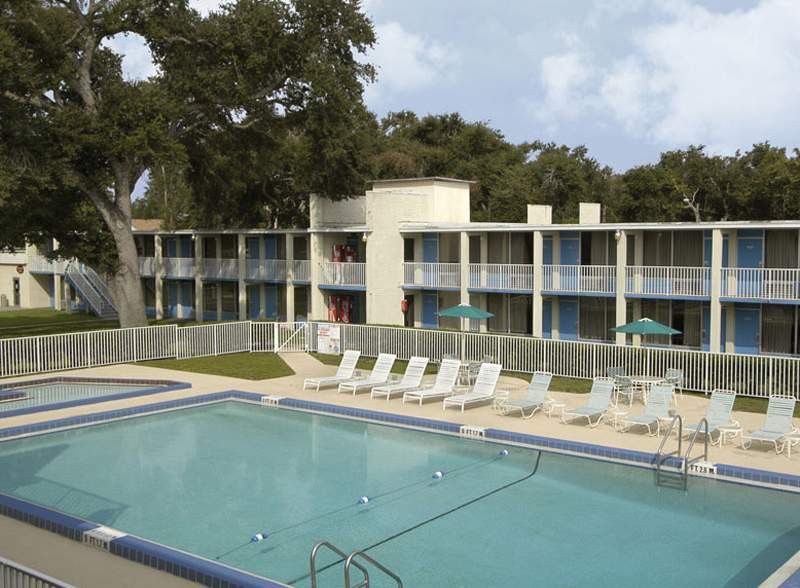 Howard Johnson By Wyndham Tropical Palms Kissimmee Esterno foto
