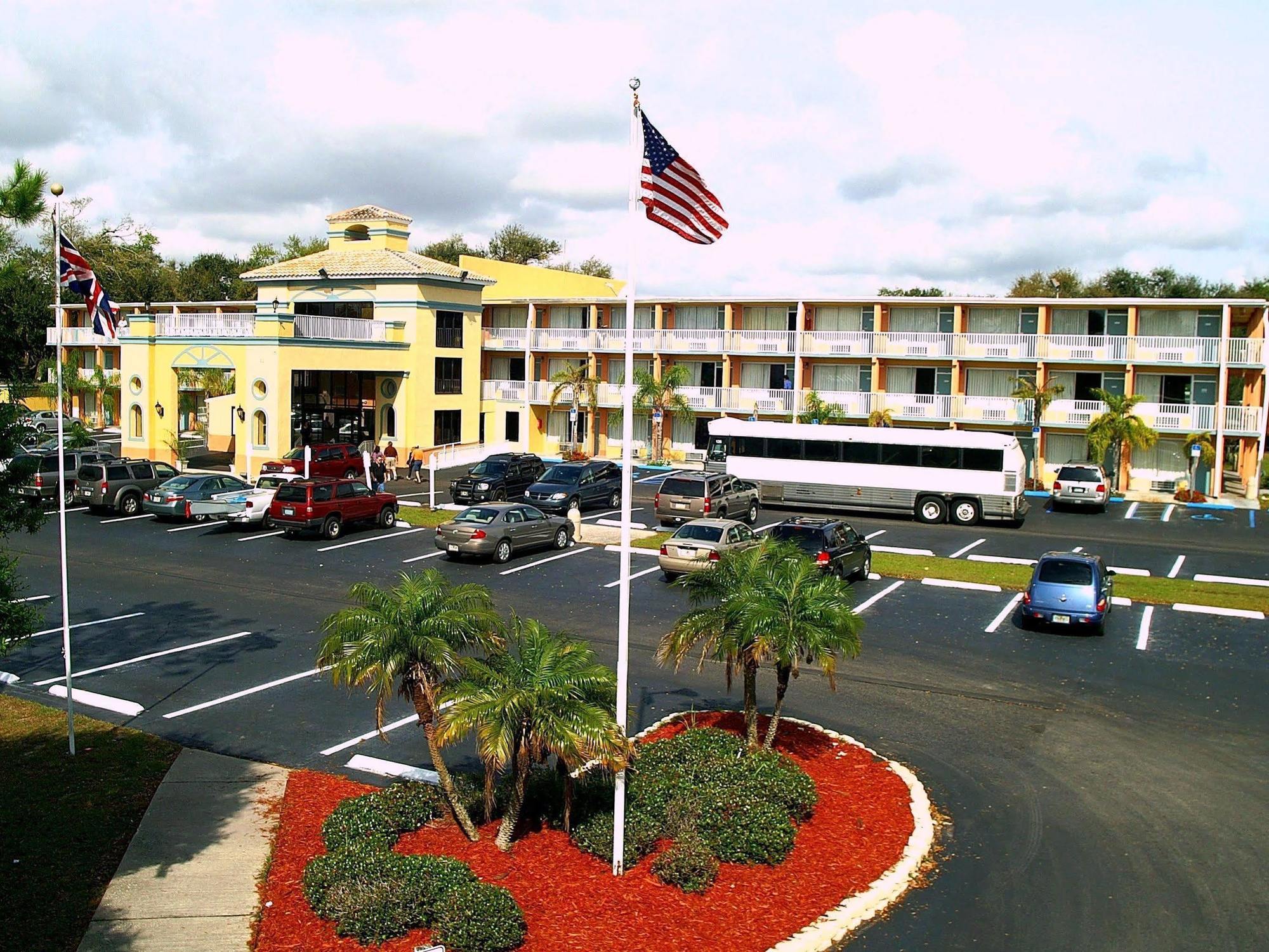 Howard Johnson By Wyndham Tropical Palms Kissimmee Esterno foto