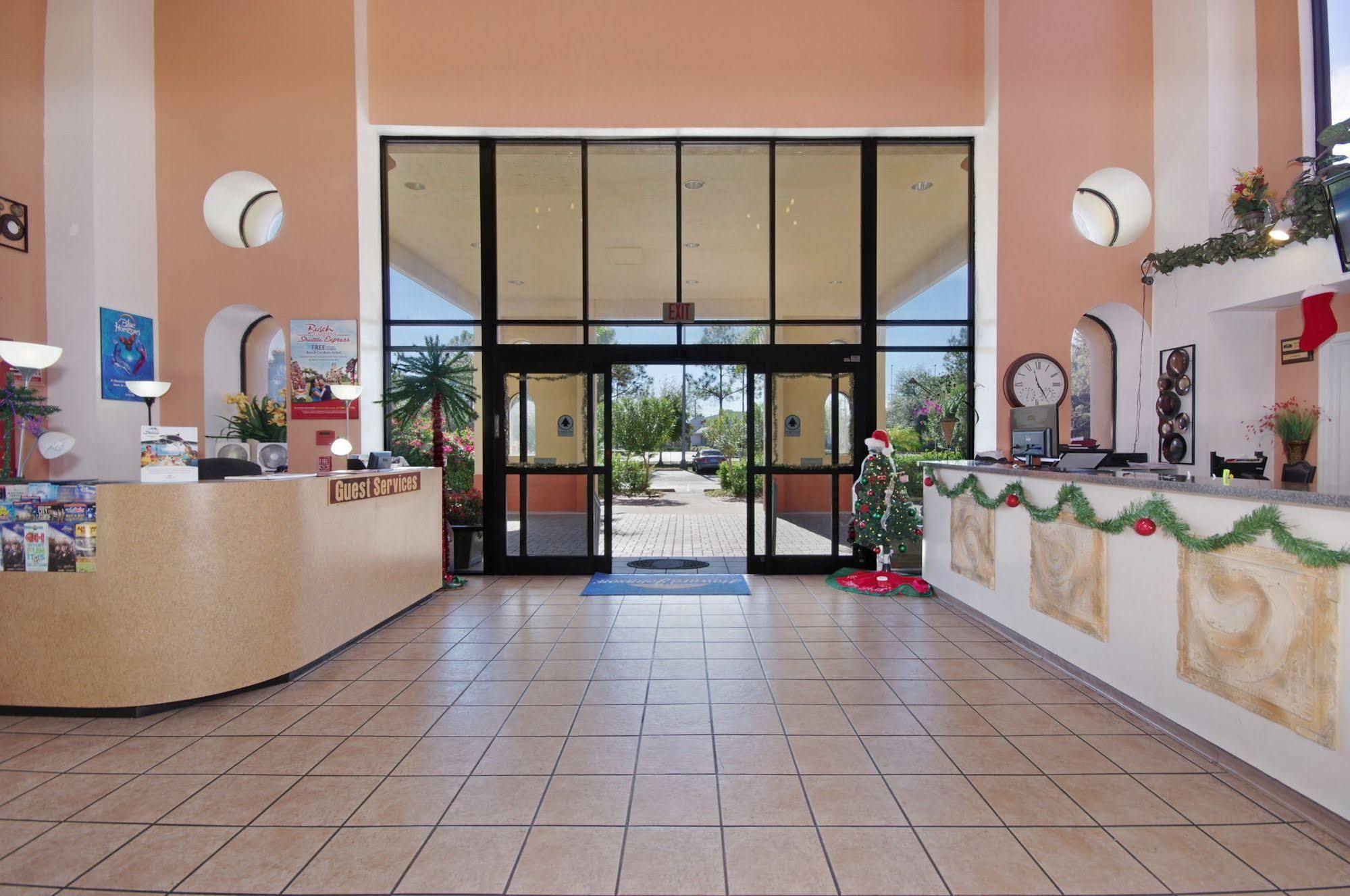Howard Johnson By Wyndham Tropical Palms Kissimmee Esterno foto